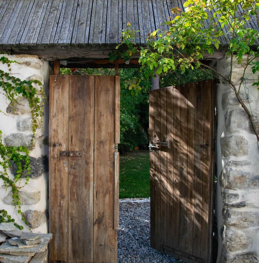 Maison Cimarron Panzió Chateauroux-les-Alpes Kültér fotó